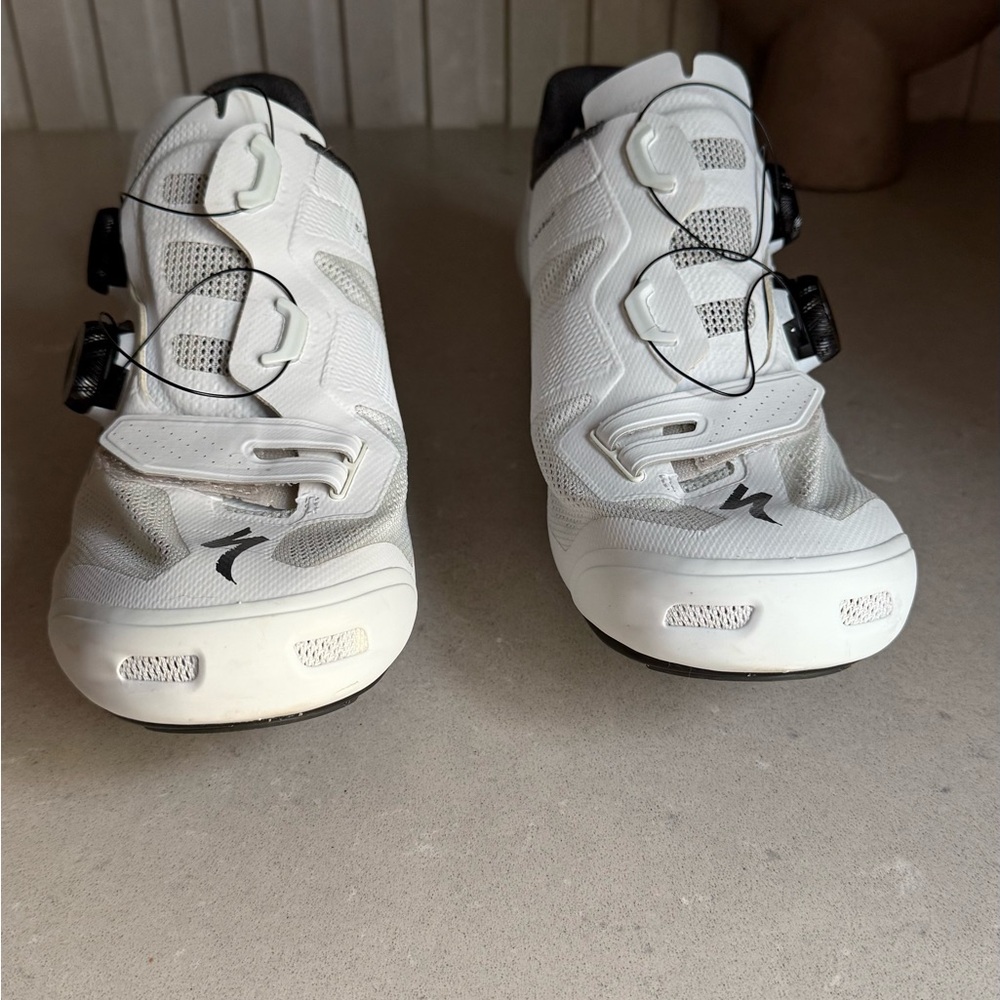 Specialized White Cycling Shoes